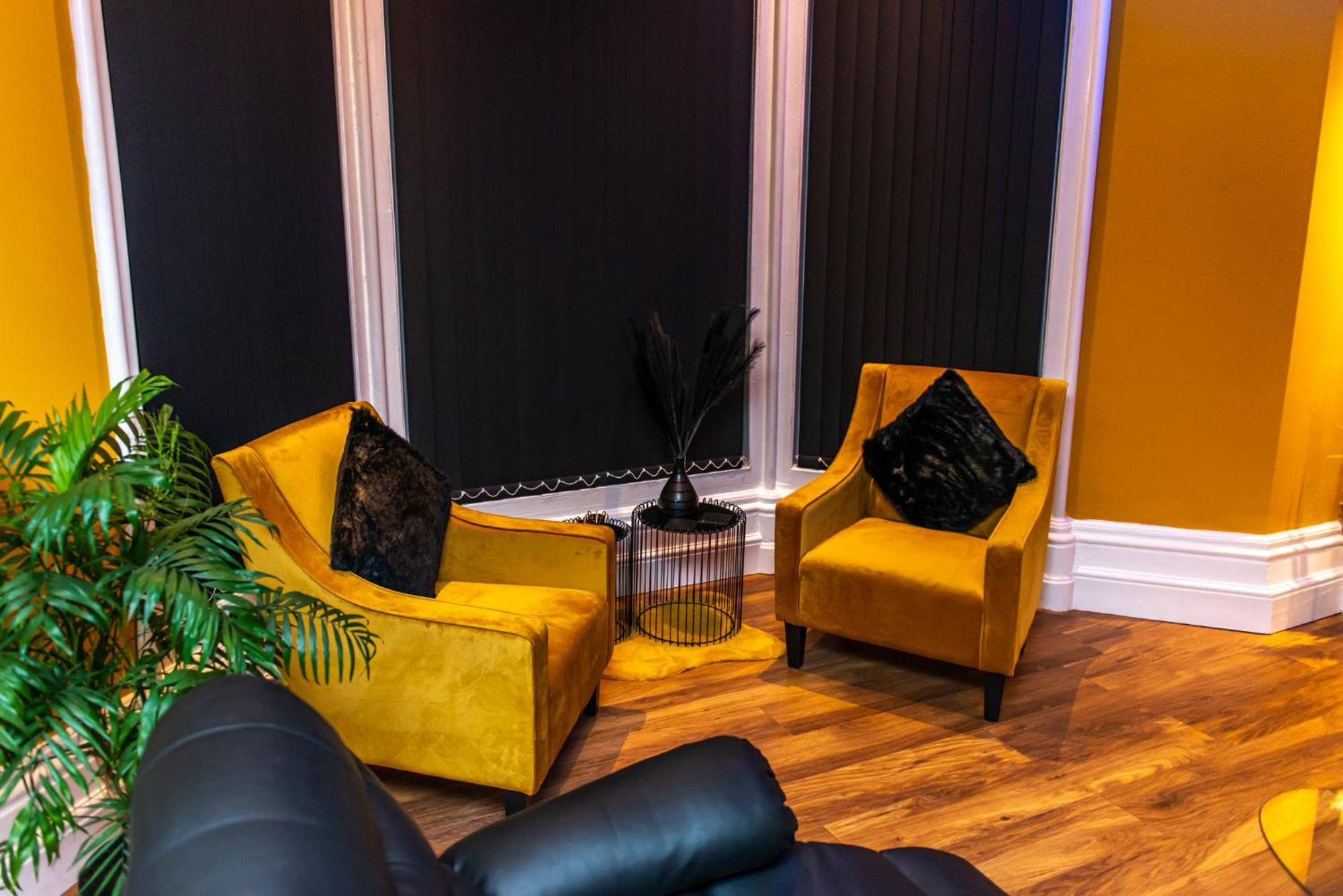 Optimal Apartments Брадфорд Номер фото